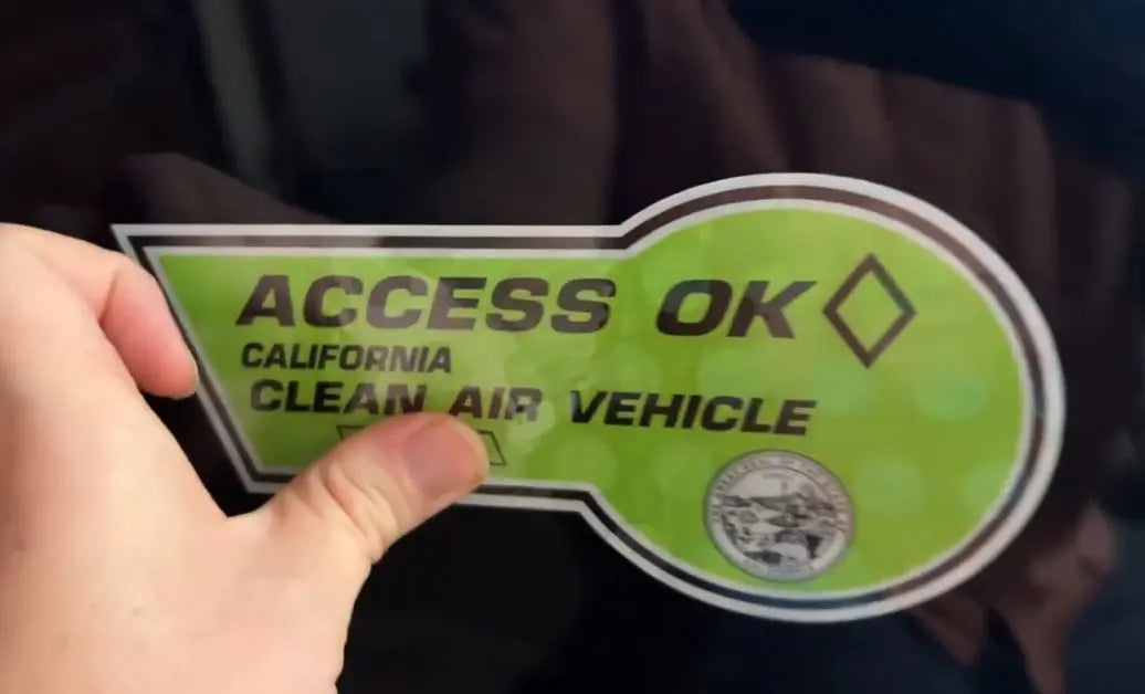 A Smarter Way to Display Clean Air Stickers on Non-Magnetic Vehicles: Gripper Mats by Proper Design - Proper Design